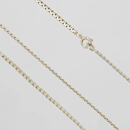 Silvercollier, platt venezia, längd: 42,7cm, bredd: 2,1-15,5mm, 925/1000 Vikt: 9,7 g