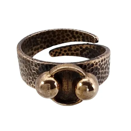 Retro Ring, brons, FINLAND, Ø18,0 mm, modell med justerbar skena, bredd 7-9 mm, fint skick
