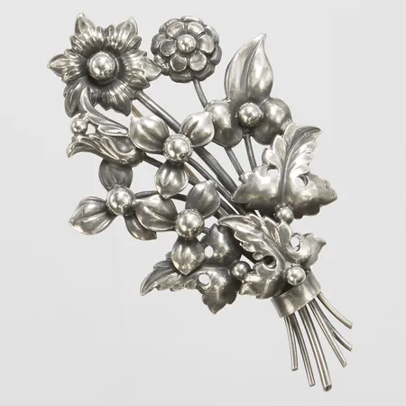 Silverbrosch, 72,5x44,2mm, G. Dahlgren & Co, något skev nål, 830/1000 Vikt: 14,2 g