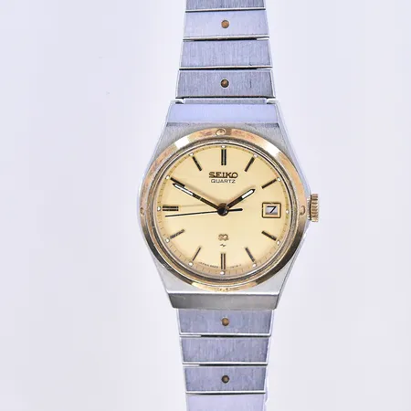 Damur Seiko SQ, quartz, Ø25 mm, datum, refnr 8522-0060, snr270574, behov av batteribyte /ej funktionstestad, repigt glas, stål.