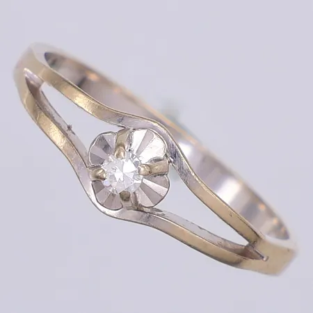 Ring, diamant ca 0,05ct, stl 17, vitguld, 18K Vikt: 2 g