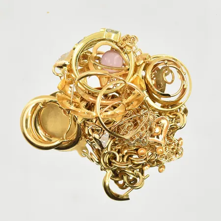 Diverse defekt guld med stenar, 18K. Vikt: 29,8 g