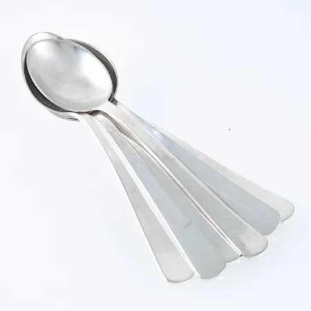 6 kaffeskedar i silver (830/1000), längd 120 mm. Vikt: 99,4g. Gravyr, företagslogga. 