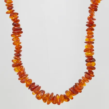 Collier med bärnsten, doserat, längd: ca 70cm, bredd: 4,3-13,4mm, utan lås