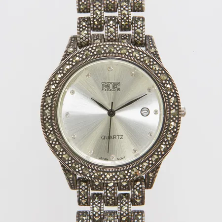 Armbandsur, Ø39mm, HF, quartz, rostfritt stål/silver, marksiter, vita stenar, datum, viklås, bruttovikt: 91,9g.