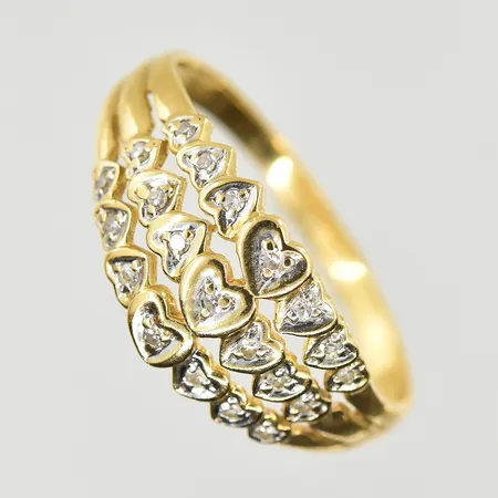 Ring hjärtan med vita stenar, stl 18½, bredd 2-10 mm, rödguld/vitguld, 18K. Vikt: 2,3 g