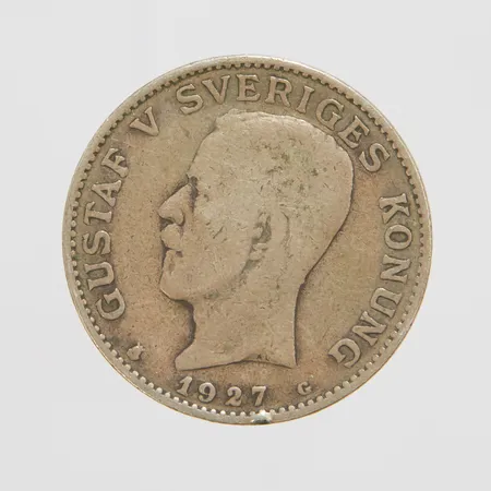 Silvermynt, Ø24,5mm, Gustaf V Sveriges Konung, 1kr, år 1927, nagg, 800/1000 Vikt: 7,3 g