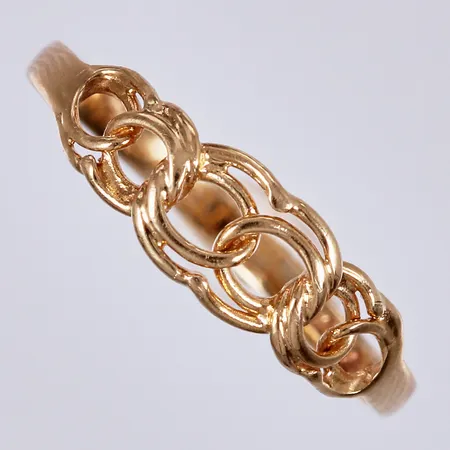 Ring Bismarck, stl. 16, bredd: ca. 2-4mm, Heko KB Nils-Erik Södermark år 2003 Köping, 18K Vikt: 1 g