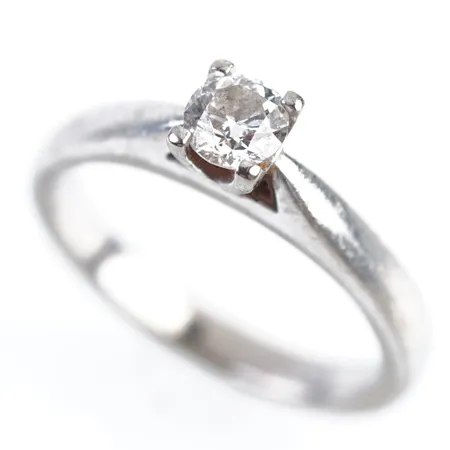 Ring m diamant 0,30ct enligt gravyr uppskattningsvis V SI, "Schalins", vitguld, stl 16(49), 18k, gravyr Vikt: 4,1 g