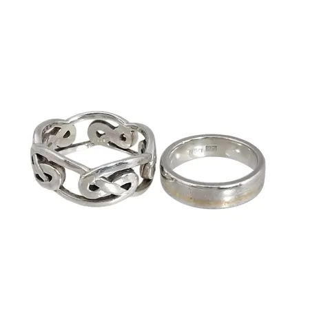 Ringar 2 stycken, silver 925/1000, Ø16¼ & 19,0 mm, bredd 5-9 mm, bruksmärken Vikt: 11,7 g