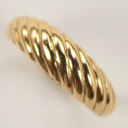 Ring stl 18½, bredd 1-5mm, 18K Vikt: 2,7 g