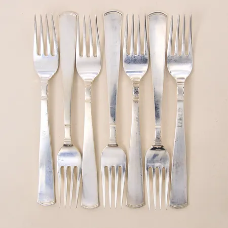 Bordsgafflar 7st, modell Rosenholm, längd 17,7cm, GAB, silver 830/1000 Vikt: 276,2 g