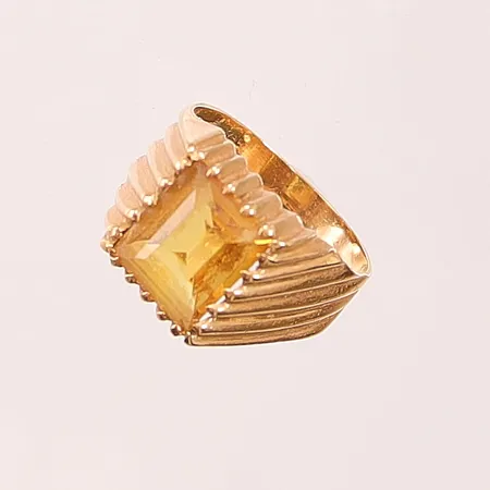 Ring, Ø17, bredd:11mm, guld sten, 18K 6,4g.