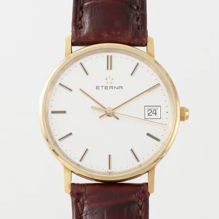 Herrur Eterna, diameter ca 33.3 mm, gravyr, fungerar ej.