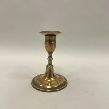 Ljusstake, Skultuna Bruk, no 40, höjd ca 12cm, mässing, slitage Skickas med paket.