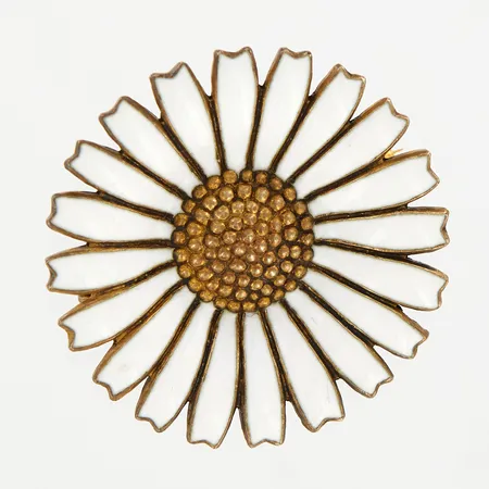 Brosch, Daisy, Georg Jensen, Ø32mm, förgyllt silver 925/1000 Vikt: 9,9 g
