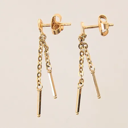 Ett par örhängen, 30x3mm, ALTON, 18K Vikt: 1,6 g