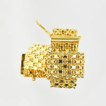 Diverse defekt guld, 18K. Vikt: 23,4 g