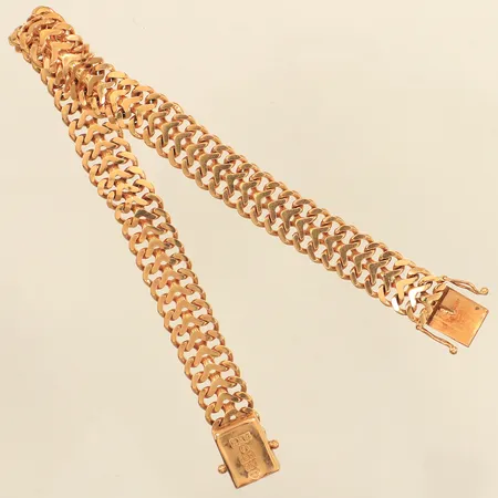 Armband Fiskben, längd 18,5cm, bredd ca 9mm, skev länk, Hedens Guldsmeds Ab Bröderna, år 1969, 18K Vikt: 20,3 g