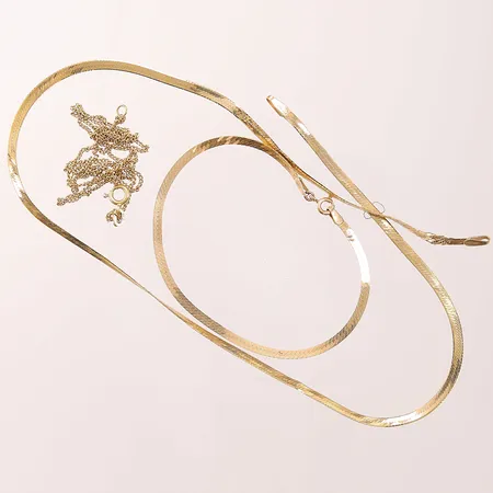 Diverse guld, defekt, 18K 9,4g.