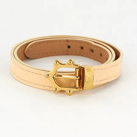 Armband Louis Vuitton, Vernis Triple Tour Marshmallow, läder med beslag i gulmetall, justerbar storlek, med originalkvitto, box, lite färgbortfall på spänne