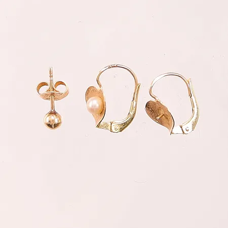 Diverse guld, defekt, 18K 1,7g.