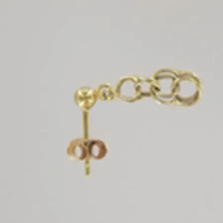 Singel örhänge, längd 1,5 cm ,18K Vikt: 0,5 g