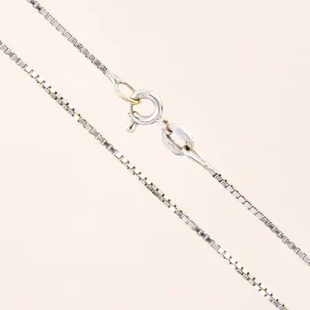 Kedja Venezia, längd 42cm, bredd 1mm, vitguld, 18K Vikt: 3,2 g