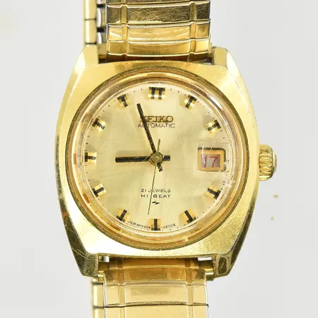 Damur Seiko Hi-Beat, boett Ø25 mm, automat, datum, boettnr 151483, stål/doublé, flexband, defekt/går ej, glapp krona, inga tillbehör.