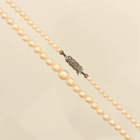 Pärlcollier med odlade pärlor, Ø4-7mm, längd 44cm, silverlås, 835/1000, bruttovikt: 15g.