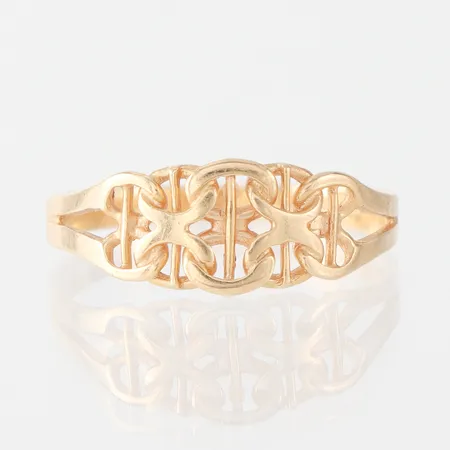 Ring X-länk, storlek 17 mm, bredd 1.9-6.2 mm, Sävsjö Guldsmeds AB, 18k. Vikt: 1,7 g