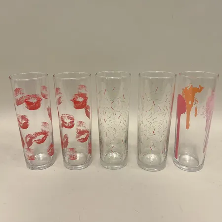 Fem dricksglas, höjd 16cm, "make up your kitchen", design Åsa Jungnelius Skickas med postpaket.