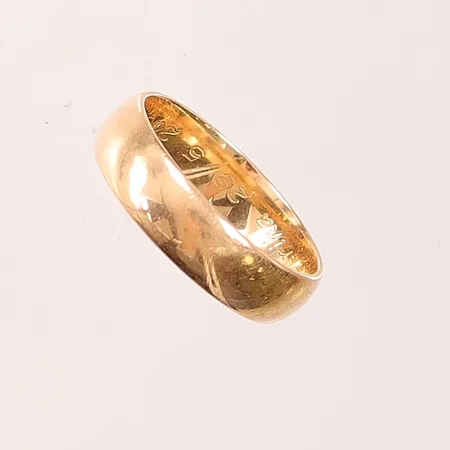 Ring, Ø20½, bredd:6mm, gravyr, 18K 7,9g.