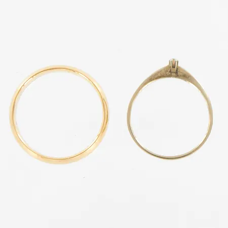 2 ringar med gravyr, 1 med diamant 0,02ct, 18K Vikt: 6,4 g