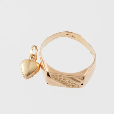 Trasigt guld, 18k. Vikt: 3 g