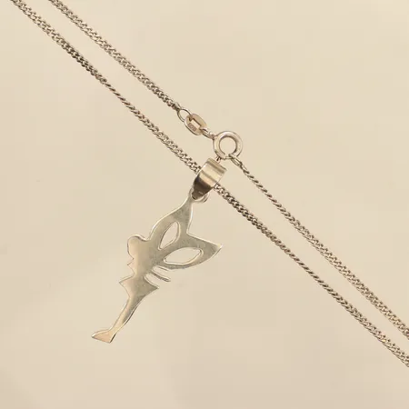 Kedja Pansar, längd 51,5cm, bredd 1,7mm, hänge älva, längd 40mm, bredd 18,4mm, silver 925/1000 Vikt: 5,7 g