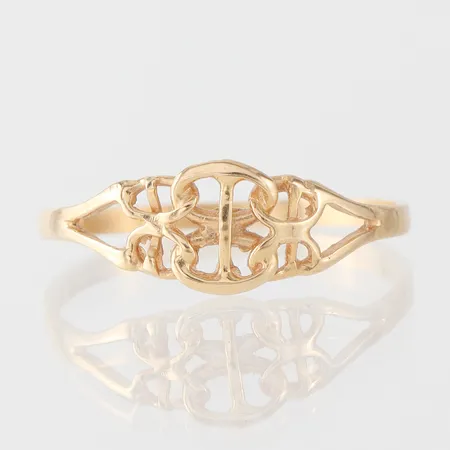 Ring X-länk, storlek 18 mm, bredd 1.4-6.9 mm, 18k. Vikt: 1,2 g