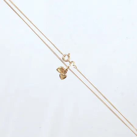 Kedja Pansar  längd 42cm, bredd 1mm, hänge hjärta, 18k Vikt: 2,4 g