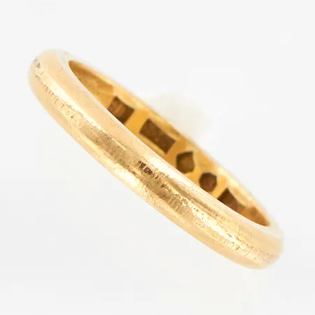 Ring slät, 17½, bredd: 3mm, gravyr, 18K Vikt: 4,7 g