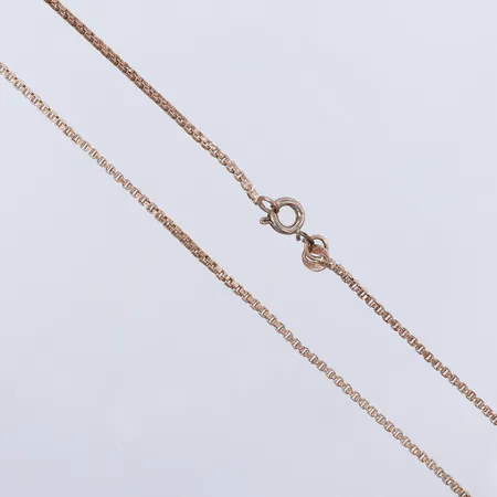 Kedja Venezia, ca 61,5cm, bredd 1,5mm, ojämnheter. 925/1000 silver Vikt: 6,4 g