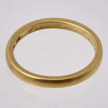 Defekt guld, 23K, vikt 3,6g.