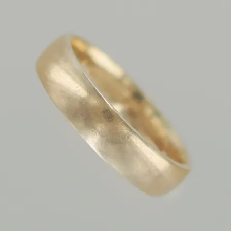 Ring Alton, Ø 19 mm, bredd 5 mm, 18K Vikt: 6,4 g