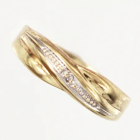 Ring med sten, stl 17½, bredd: 2-5mm, 14K Vikt: 1,5 g