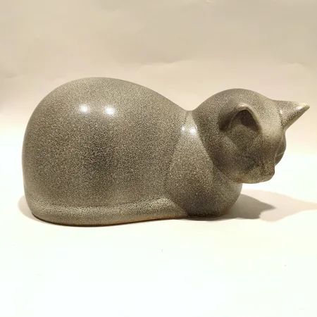 Figurin, katten Moses, Lisa Larsson, stengods, signerad, K-Studion, Gustavsberg, längd 30cm, höjd 15cm.  Skickas med postpaket.