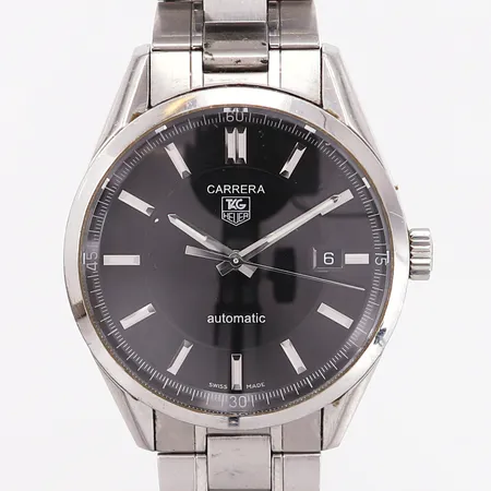 Herrur Tag Heuer Carrera, stål, automatisk, Ø38mm, innermått: 16 cm, bredd på länk: 18mm, ref: WV211B-0, ristnummer: 1299-127920, glasbaksida, stållänk, viklås, repig
