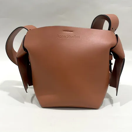 Väska, Musubi Mini, Acne Studios Stockholm, mått 21,5x20,5x15,5cm, W203C30F, reglerbar axelrem, zipögla med logo, dustbag, nyskick