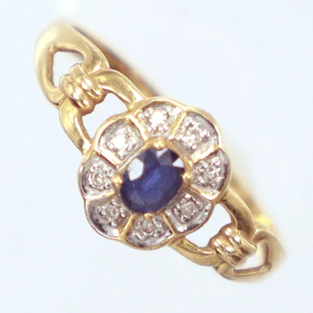 Ring, diamanter, 8 x 0,005 ct, blå sten, Guldfynd, Ø18,8mm, 18k Vikt: 1,8 g