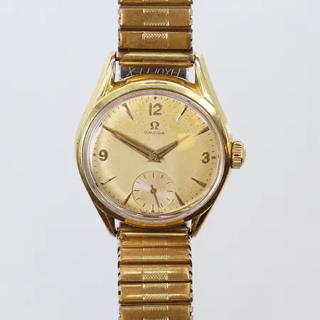 Herrur Omega, stål/doublé, manuell, Ø32mm, liten sekundvisare, något trög krona, fläckig urtavla, flexband, gravyr, inga tillbehör. 