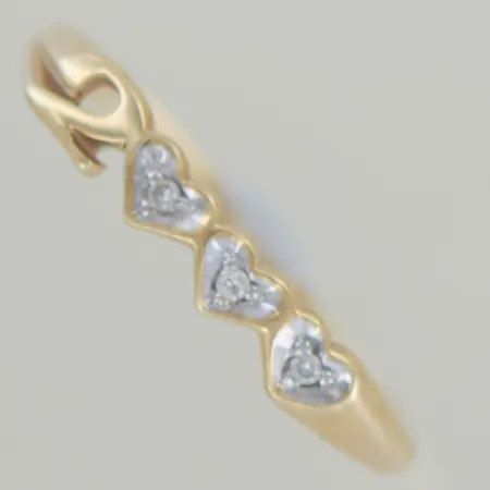 Ring med små diamanter, Ø 19 mm, 18K Vikt: 2 g