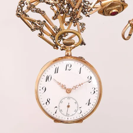 Mormorsur 14K, 32mm, bucklig, defekt, bruttovikt utan kedja: 25,4g.